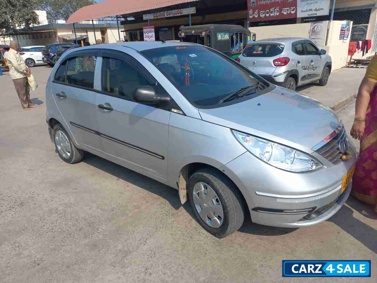 Silver Tata Vista Tech LS BS III Silver Tata Vista Tech LS BS III