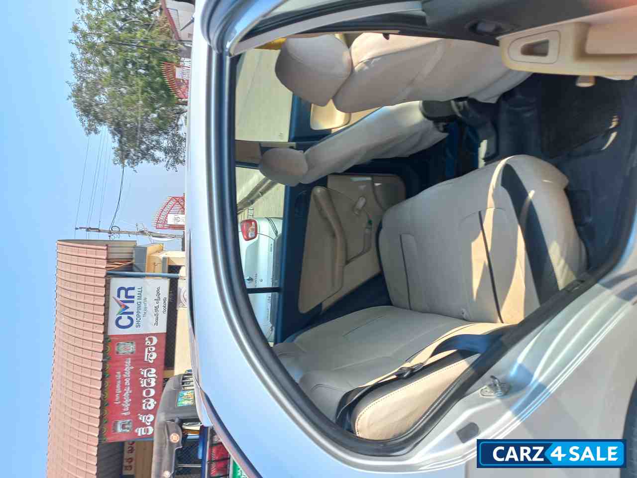 Silver Tata Vista Tech LS BS III Silver Tata Vista Tech LS BS III