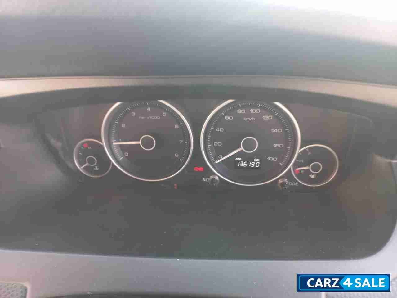 Silver Tata Vista Tech LS BS III Silver Tata Vista Tech LS BS III