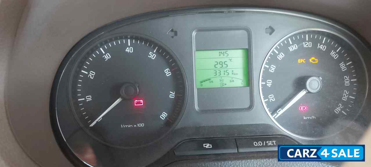 Skoda Rapid Active 1.6 MPI MT