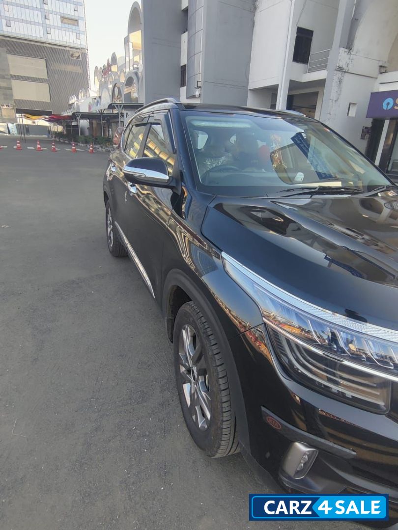 Kia Seltos HTX Smartstream G1.5 6MT Petrol Kia Seltos HTX Smartstream G1.5 6MT Petrol