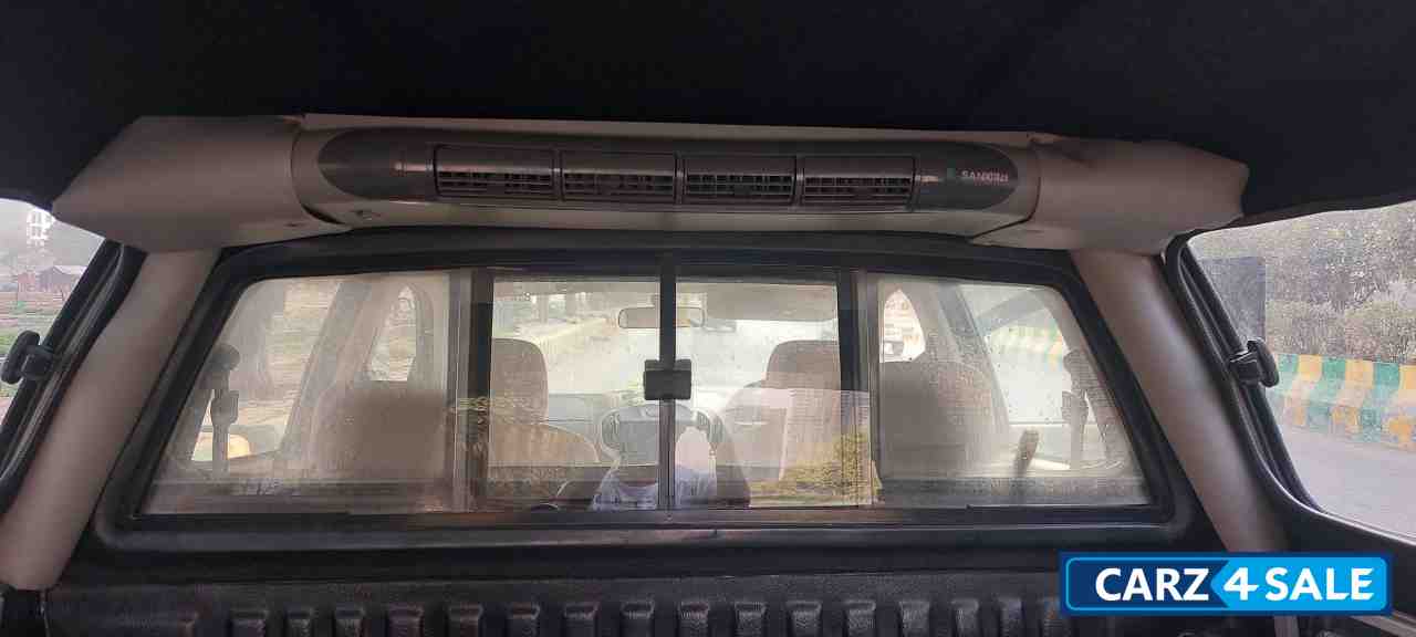 Isuzu D-Max V-Cross 4x4 Isuzu D-Max V-Cross 4x4