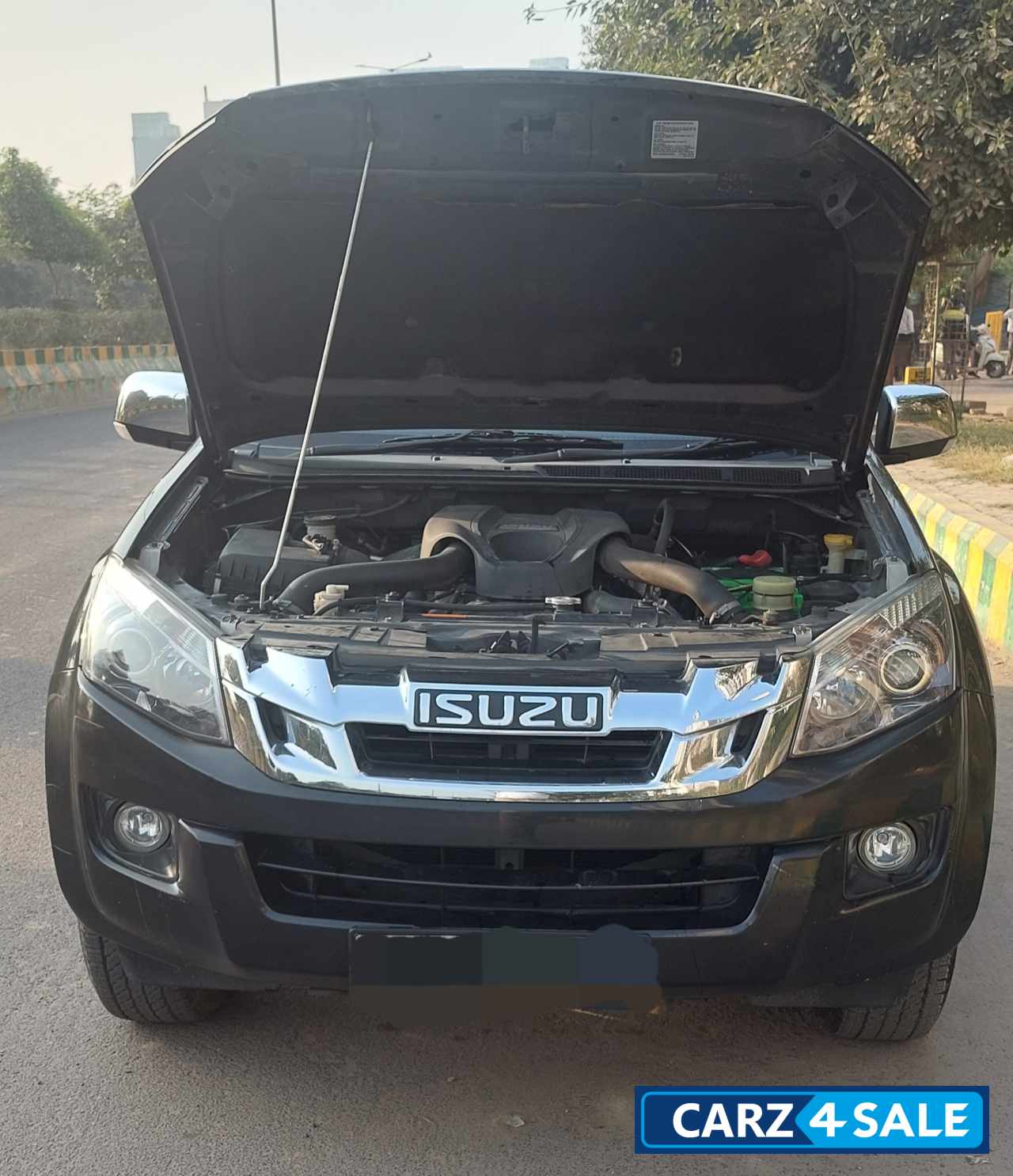 Isuzu D-Max V-Cross 4x4 Isuzu D-Max V-Cross 4x4