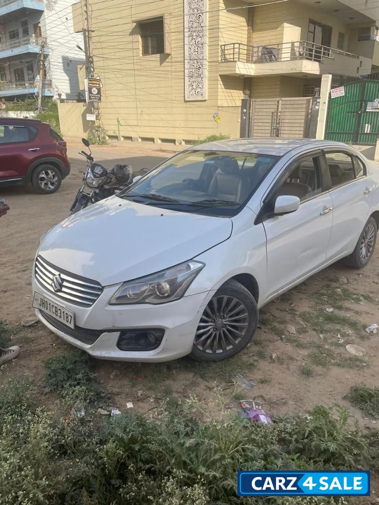 Maruti Suzuki Ciaz ZDi Plus SHVS Maruti Suzuki Ciaz ZDi Plus SHVS