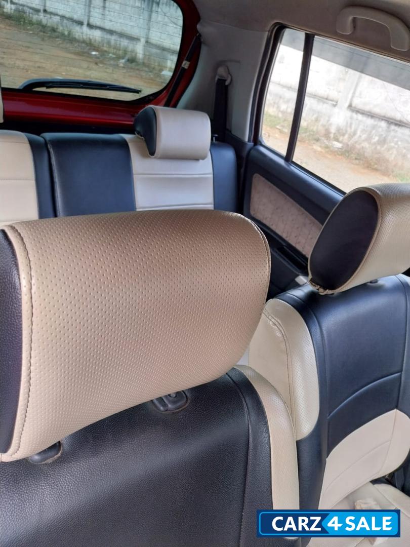 Maruti Suzuki WagonR VXI 1.0L Petrol
