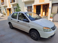 White Tata Indigo LS TDI BS-III