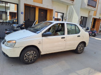 White Tata Indigo LS TDI BS-III