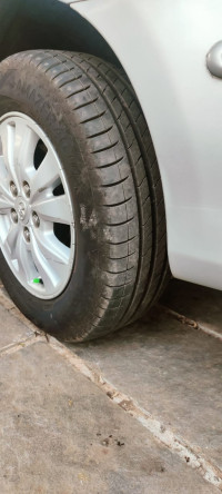 Silver Toyota Innova 2.5 VX 7 STR