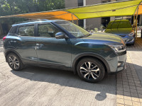 Mahindra XUV300 W8 OPT P 2WD Petrol