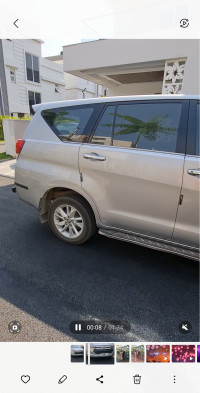 Toyota Innova Crysta 2.4 VX MT 8 Seater Diesel