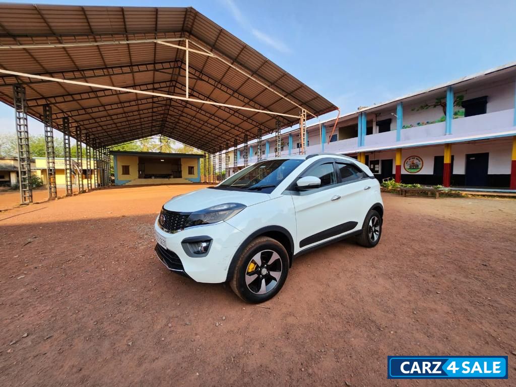 Tata Nexon XZ Plus Petrol
