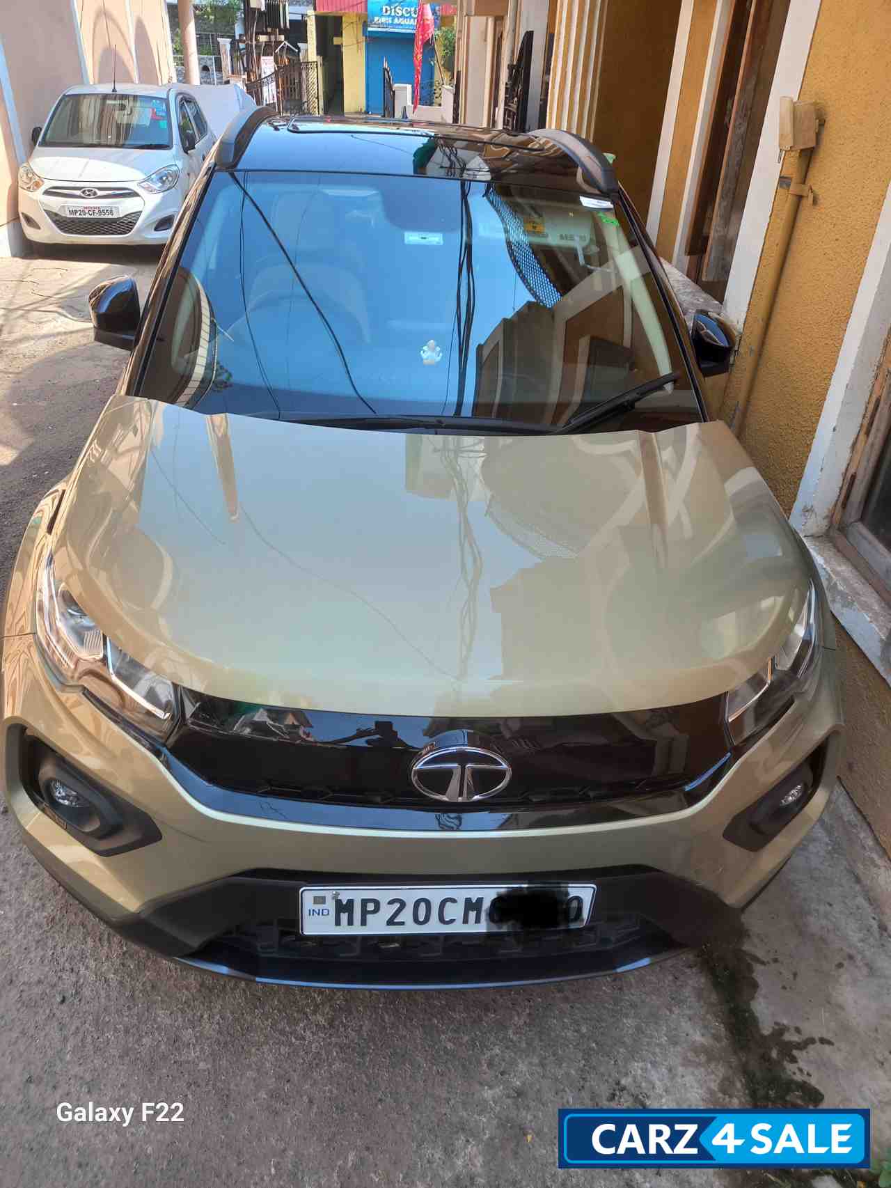 Grassland Beige Tata Nexon XZ Plus Dual Tone Roof Petrol