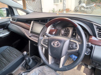 Pearl White Crystal Shine Toyota Innova Crysta 2.4 VX MT 8 Seater Diesel