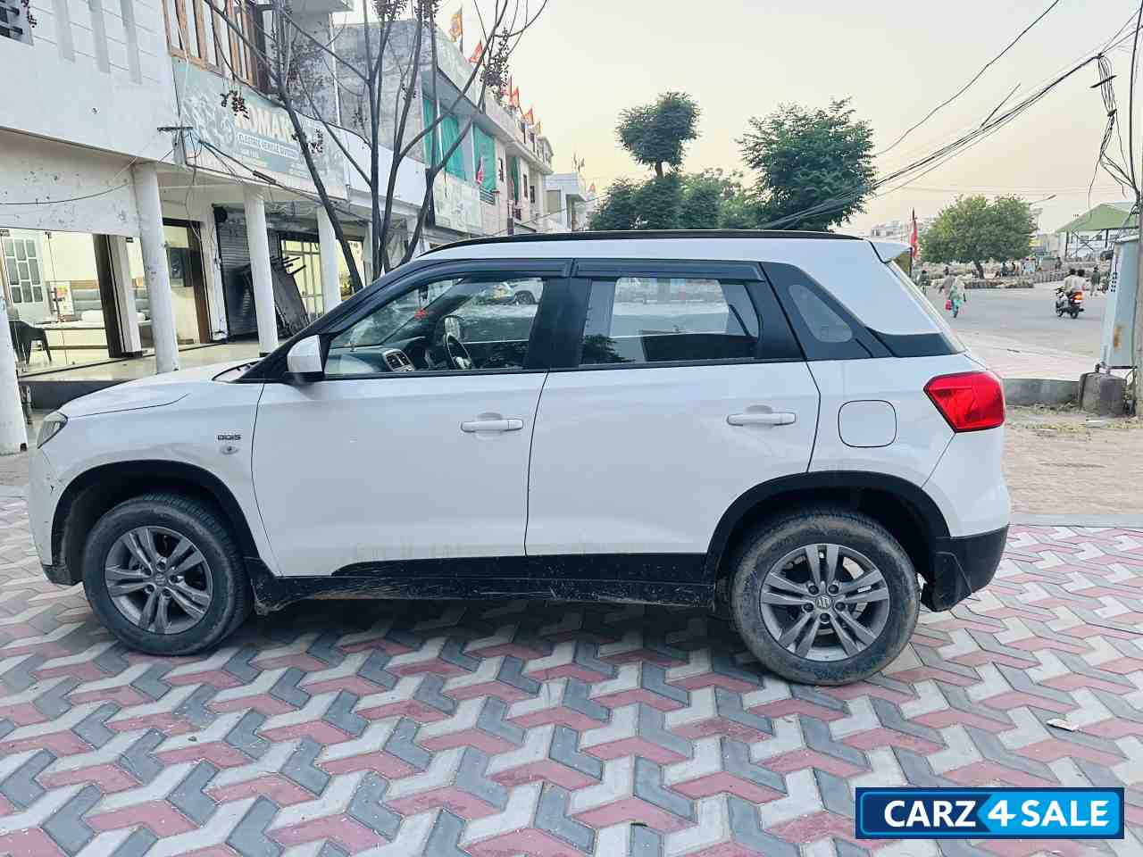 Maruti Suzuki Vitara Brezza VDI Diesel AMT