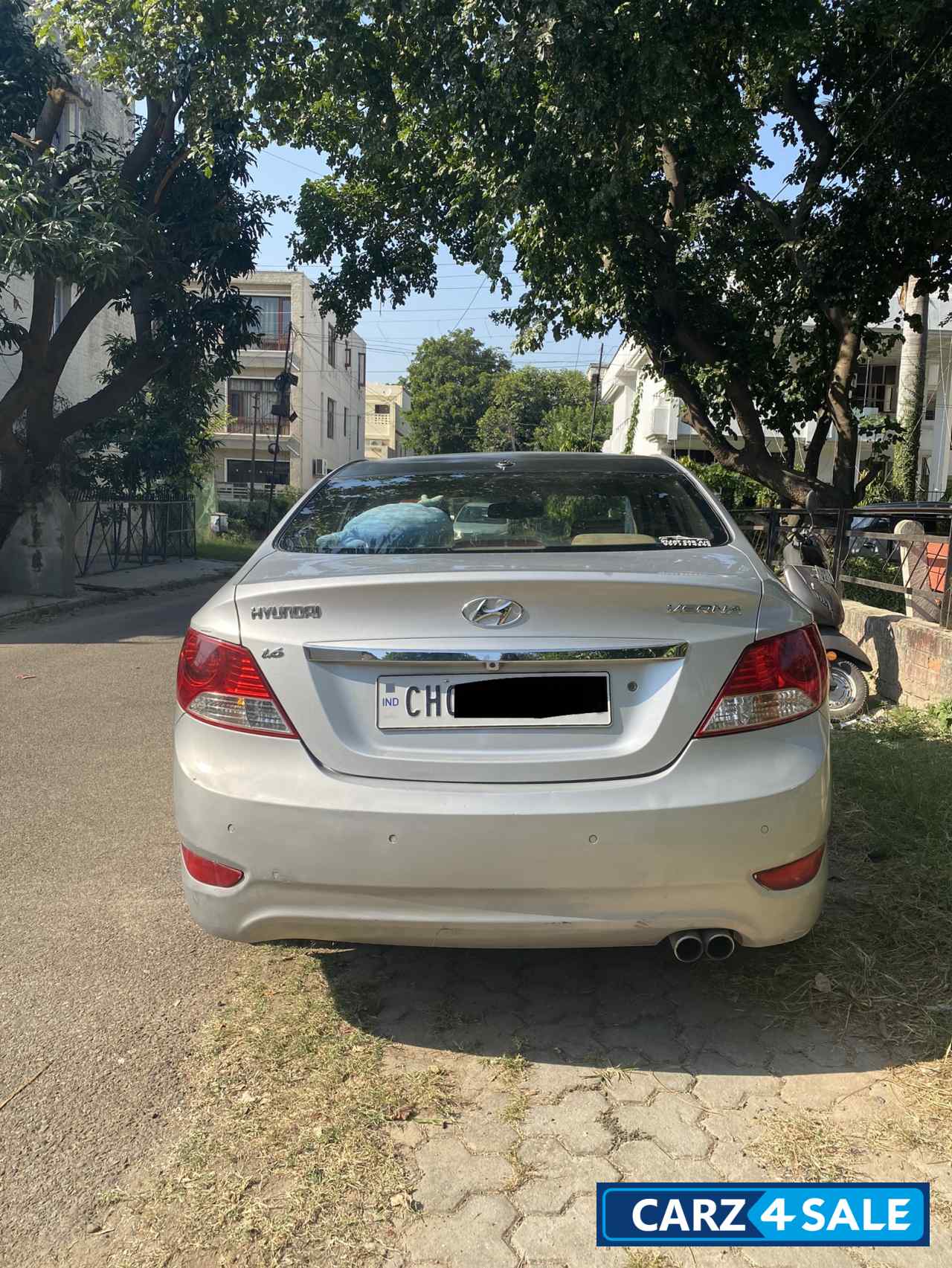 Hyundai Verna SX 1.6L U2 CRDi Diesel