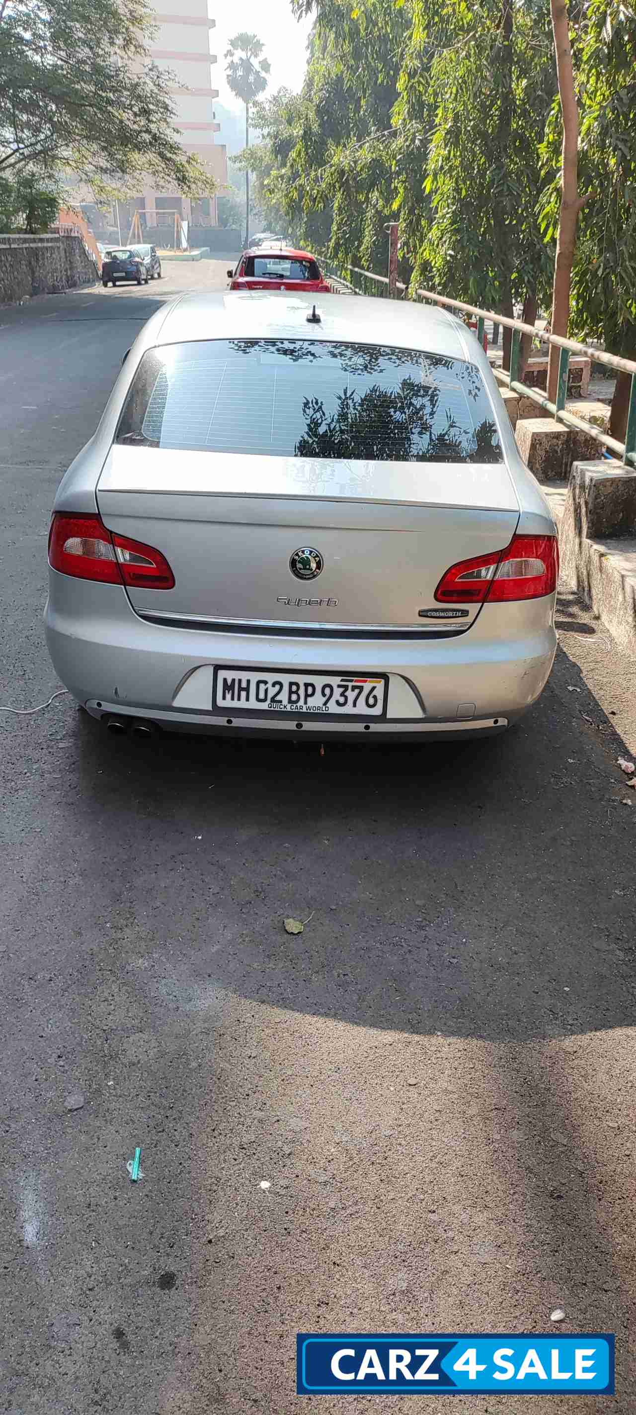 Skoda Superb Elegance 1.8 TSI AT