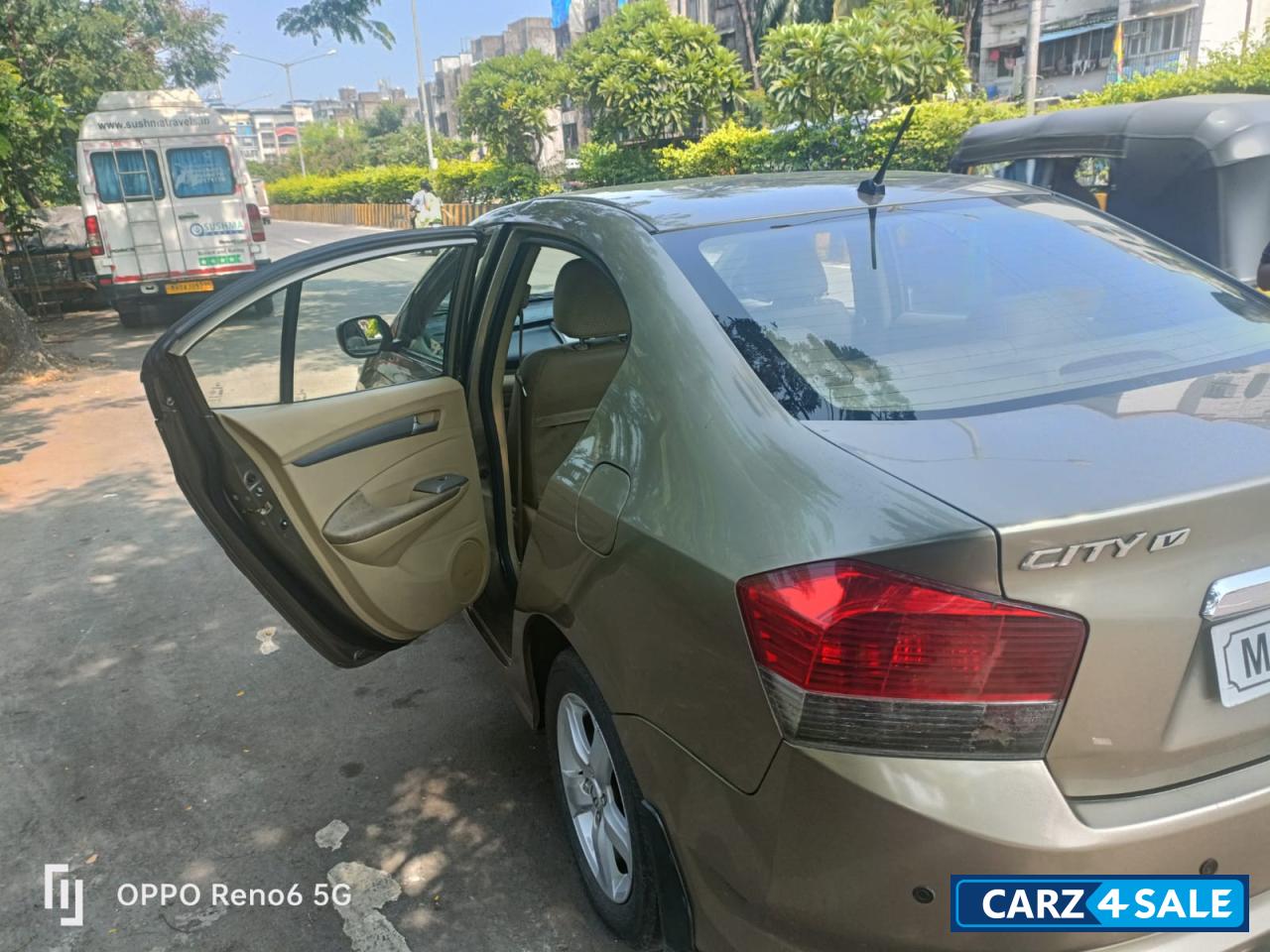 Honda City 1.5 V AT Honda City 1.5 V AT