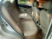 Golden Chevrolet Aveo LT 1.4 ABS