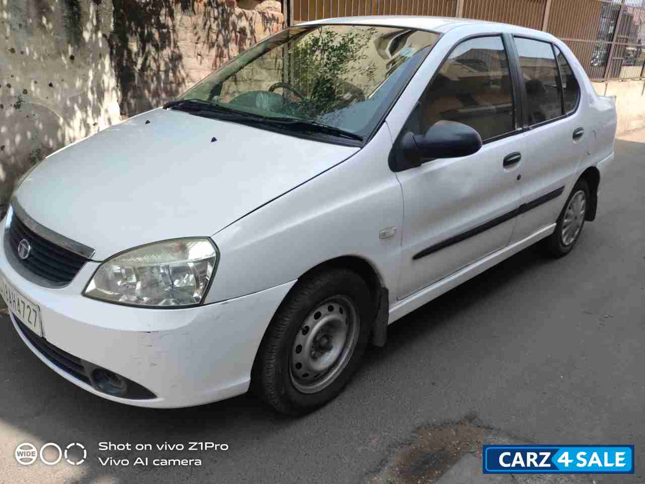 White Tata Indigo LS DiCOR BS-III