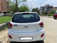 Hyundai Grand i10 Sportz 1.1 CRDi