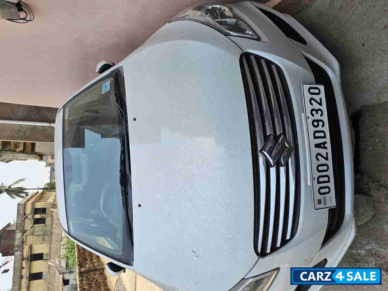 Pearl Snow White Maruti Suzuki Ciaz ZDi Plus SHVS