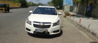 White Chevrolet Cruze LTZ