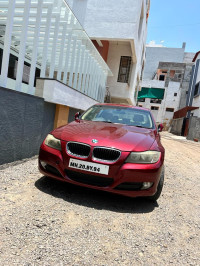 Red BMW 3-Series 320d