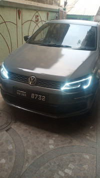 Volkswagen Polo Highline1.2L P