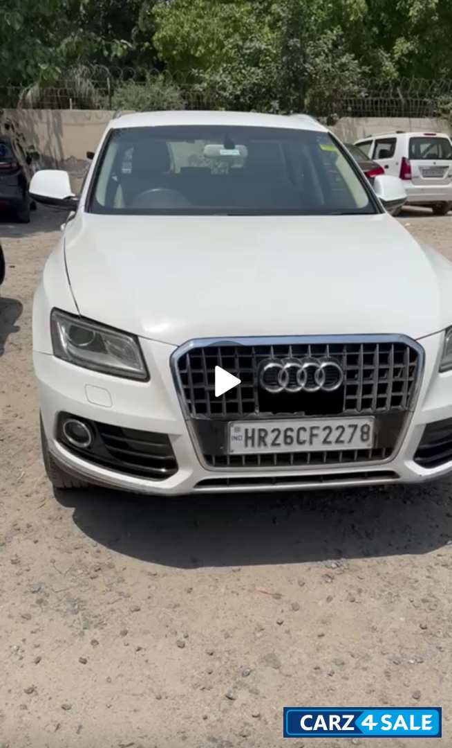 Audi Q5 2.0 TDI quattro Premium Audi Q5 2.0 TDI quattro Premium