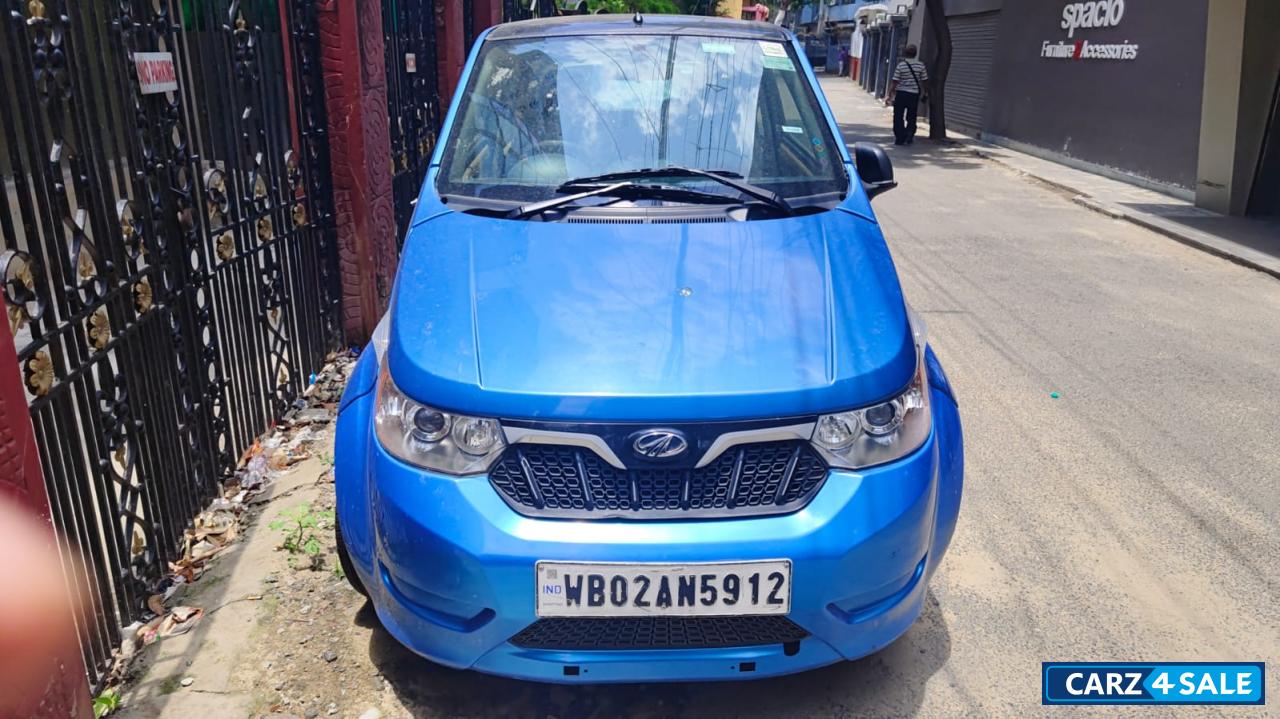 Mahindra e2o Plus P4