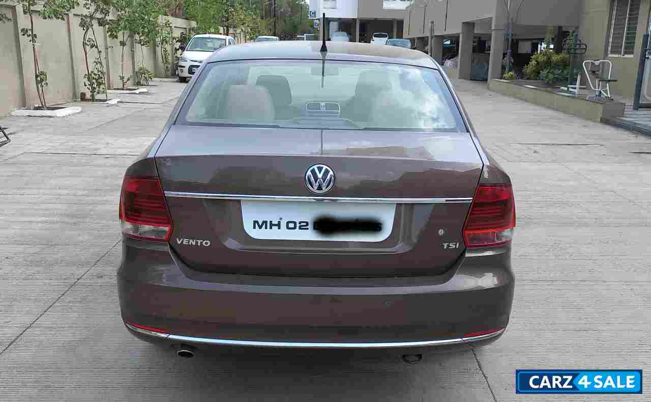 Toffee Brown Volkswagen Vento 1.2 TSI Highline Toffee Brown Volkswagen Vento 1.2 TSI Highline