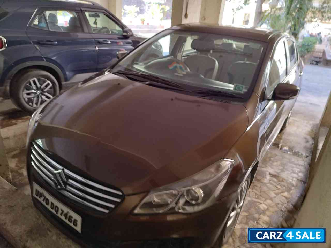 Brown Maruti Suzuki Ciaz VXi O Brown Maruti Suzuki Ciaz VXi O