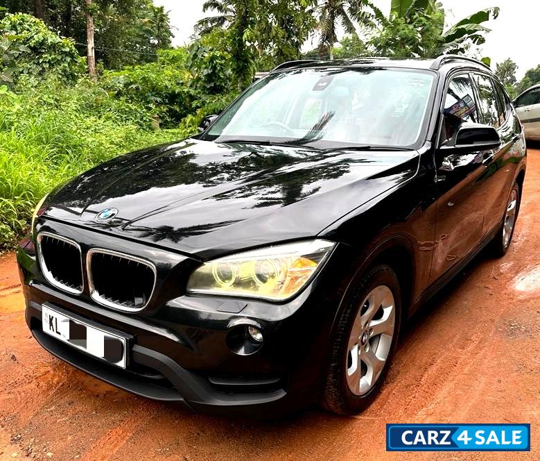 Black BMW X1 xDrive20d xLine