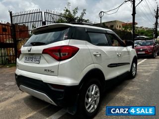 White Mahindra XUV300 Diesel W8