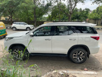 White Toyota Fortuner 2.8 4x4 Automatic sigma4