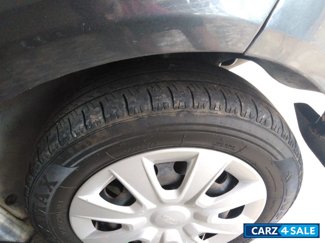 Sea Grey Ford Figo ZXI