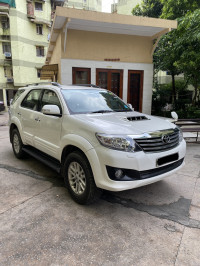 Toyota Fortuner 3.0 4x2 AT 2013 Model