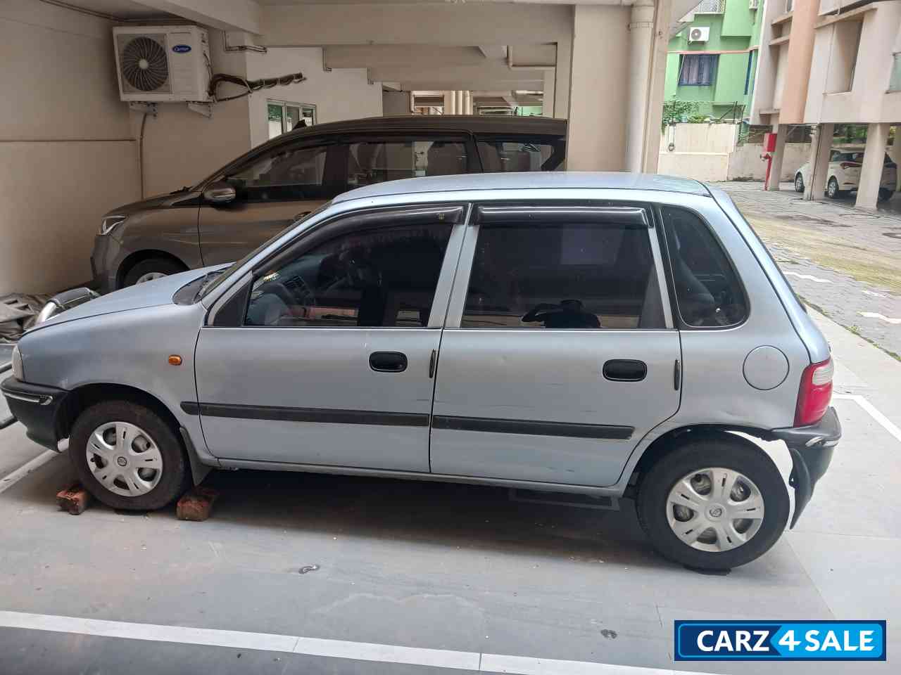 Pearl Silver Maruti Suzuki Zen LX E II