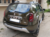 Amazon Green Renault Duster Rxz 110ps 4x4