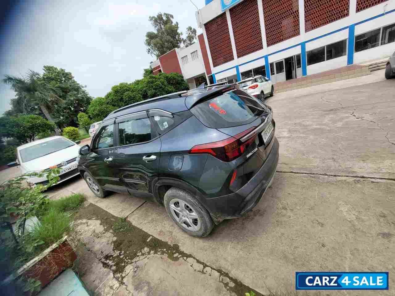 Gravity Grey Kia Seltos Htk