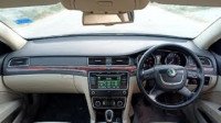 Skoda Superb Elegance 1.8 TSI MT