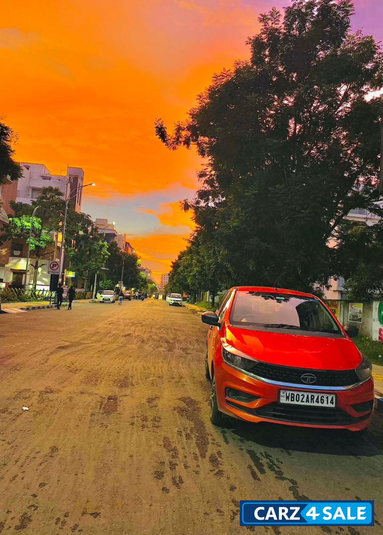 Tata Tiago 2021 Revotron XE(upgraded to top model)