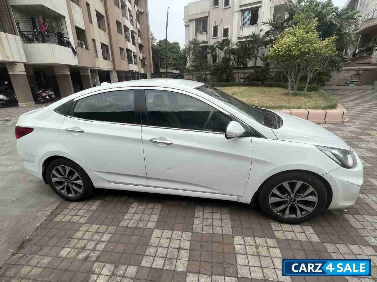 Hyundai Verna 1.6 CRDi SX AUTOMATIC
