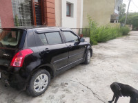 Black Maruti Suzuki Swift Vxi