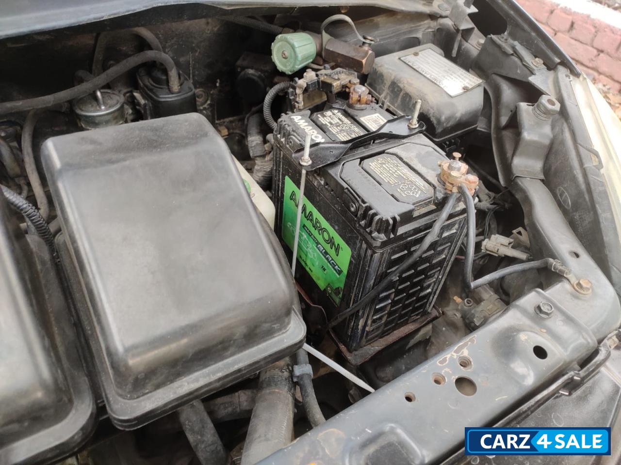 Black Maruti Suzuki Swift Vxi