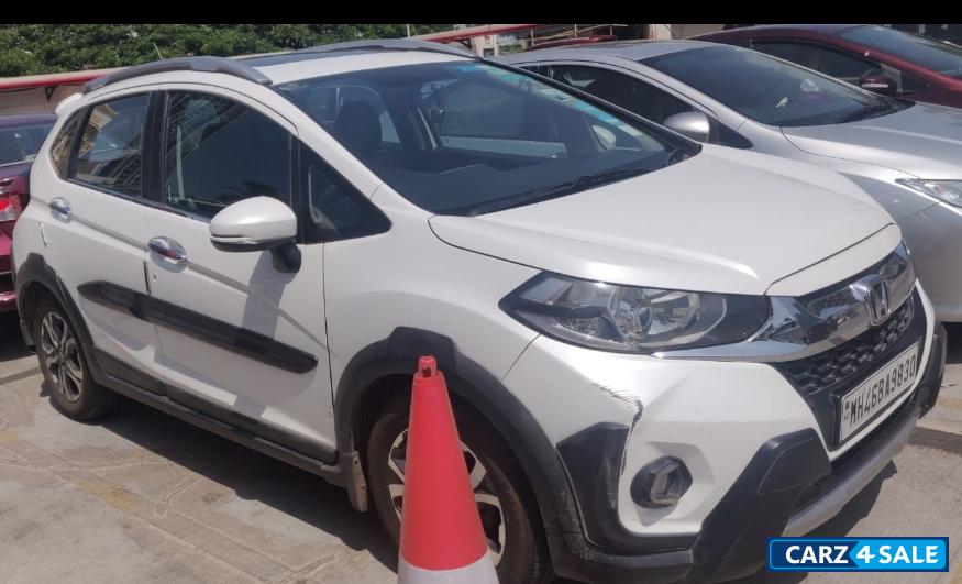 White Orchid Pearl Honda WR-V 1.5L IDTEC VX MT