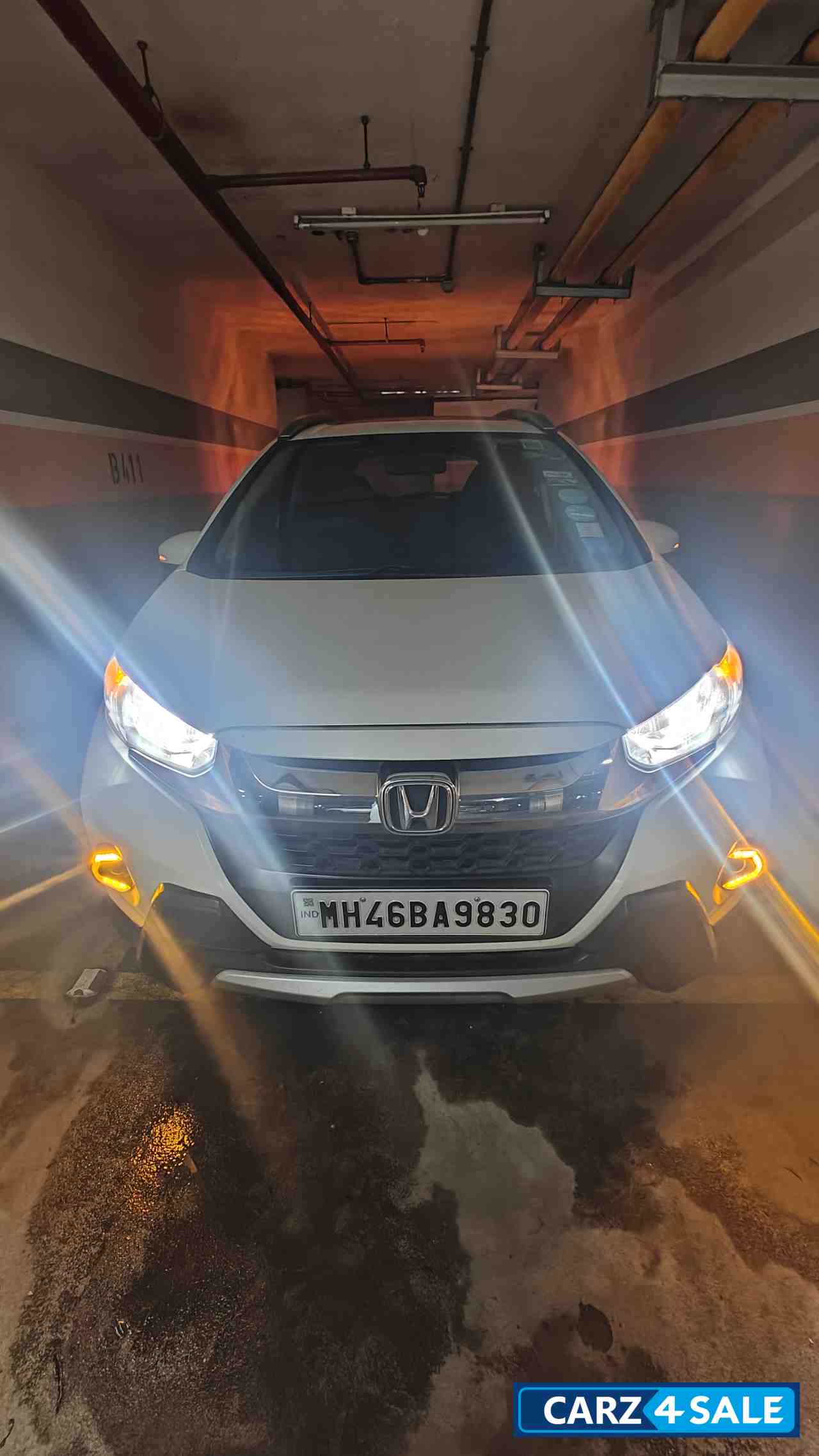 White Orchid Pearl Honda WR-V 1.5L IDTEC VX MT