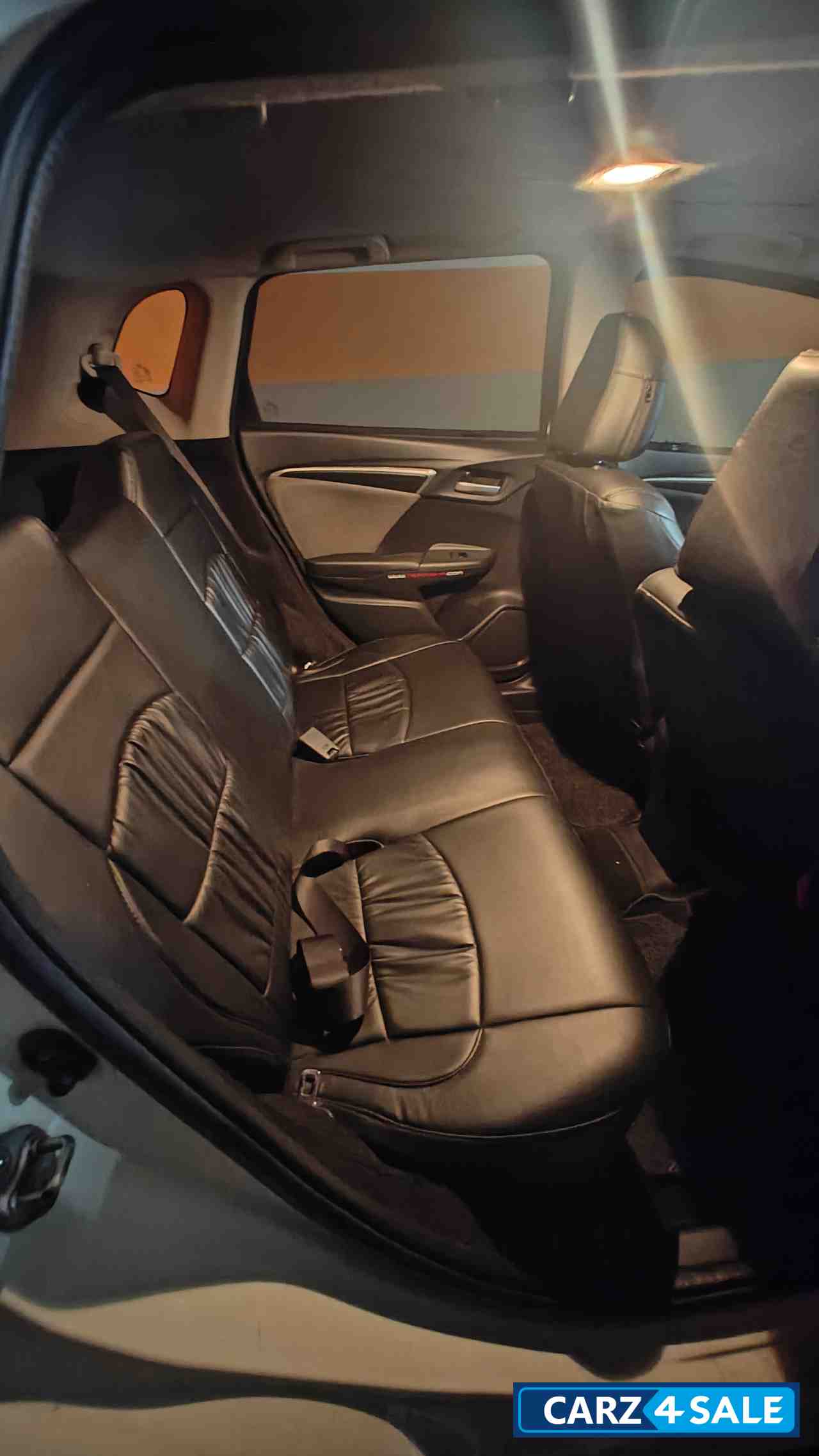 White Orchid Pearl Honda WR-V 1.5L IDTEC VX MT