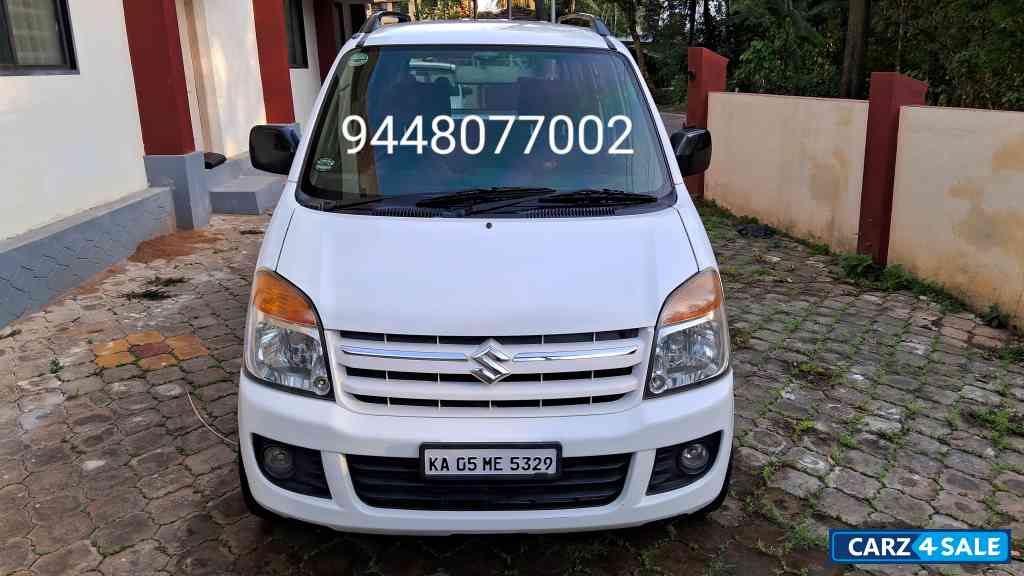 White Maruti Suzuki Wagon R Vxi