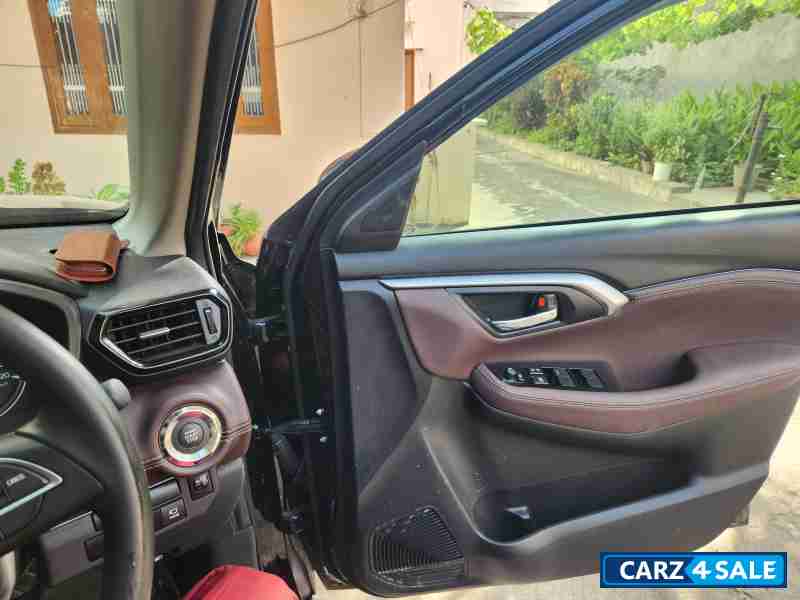 Maruti Suzuki Grand Vitara Alpha Maruti Suzuki Grand Vitara Alpha